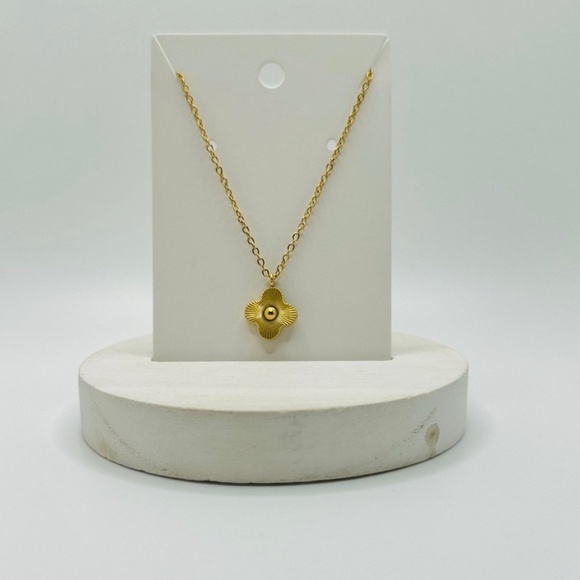 The Woman’s Awesome Jewelry Bundle A - Picture 6 of 8